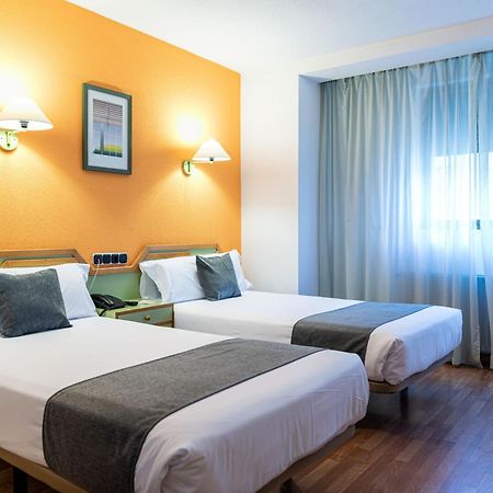 Hotel Torres Guijuelo Buitenkant foto