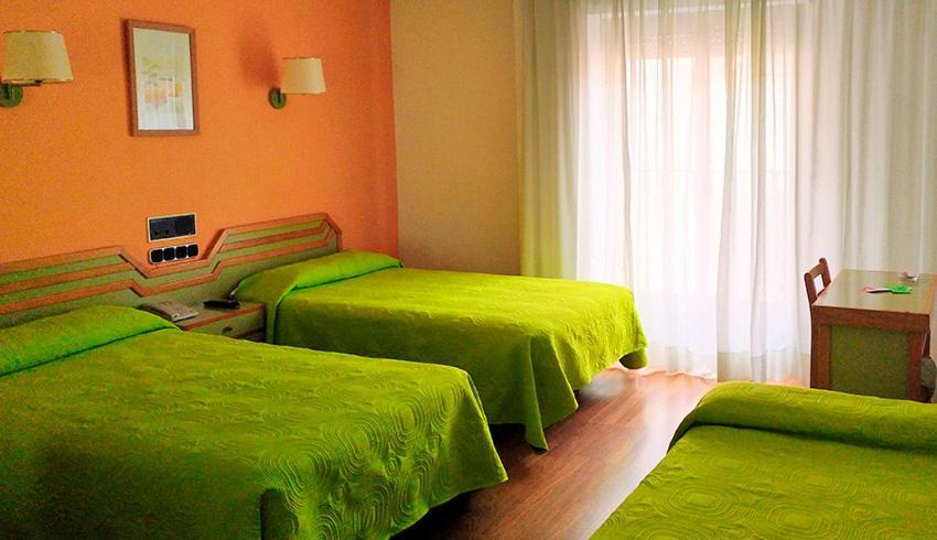 Hotel Torres Guijuelo Buitenkant foto