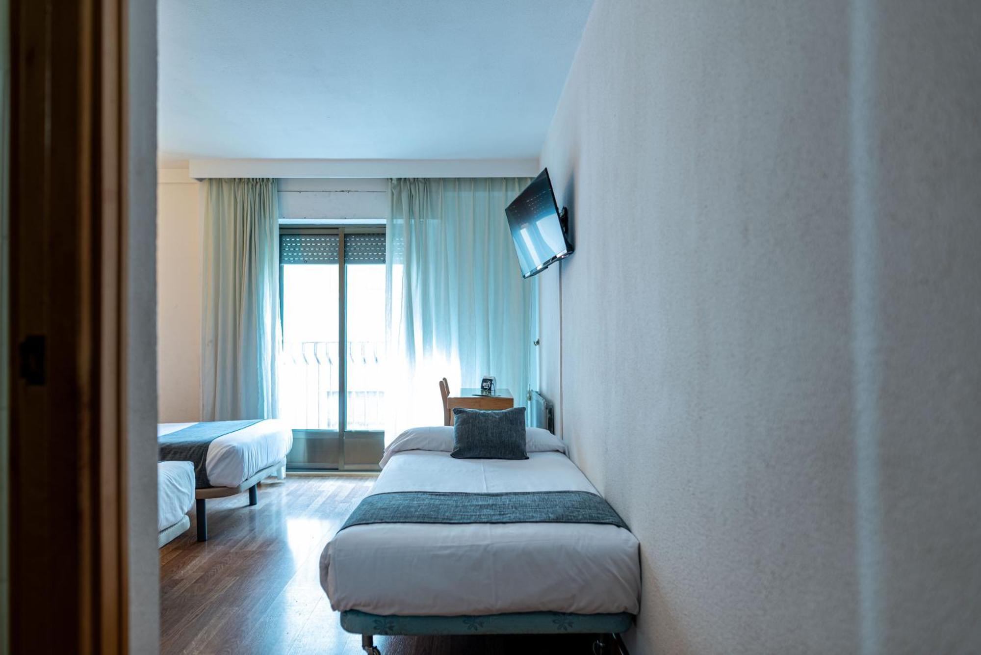Hotel Torres Guijuelo Buitenkant foto