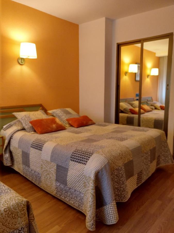 Hotel Torres Guijuelo Buitenkant foto